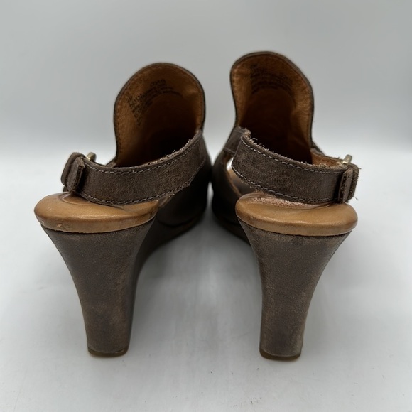 Born mocha brown leather sandals, size 6M - Picture 4 of 9